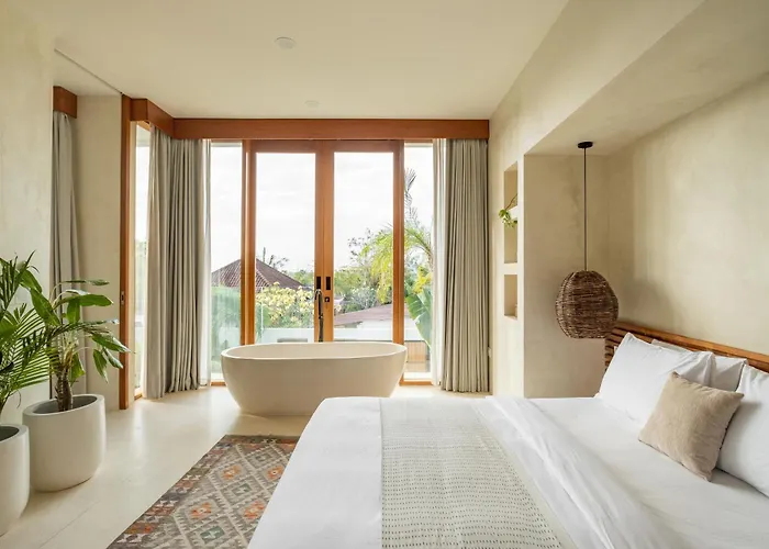 Santina Bingin * Uluwatu (Bali)